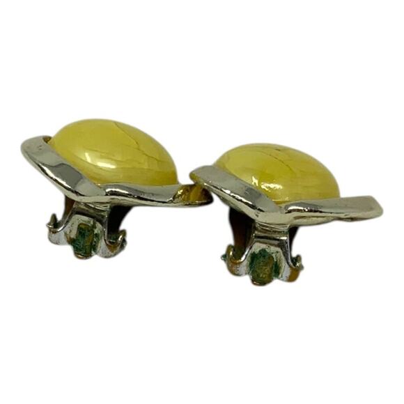 Vintage Silver Tone Yellow Cabochon Clip On Earrings - Picture 3 of 4
